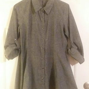 Simply Noelle Long Sleeve Shirt  size S-M 8-10